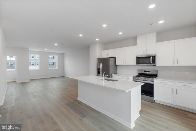 181 SANDY RIDGE RD, Sicklerville, NJ 08081