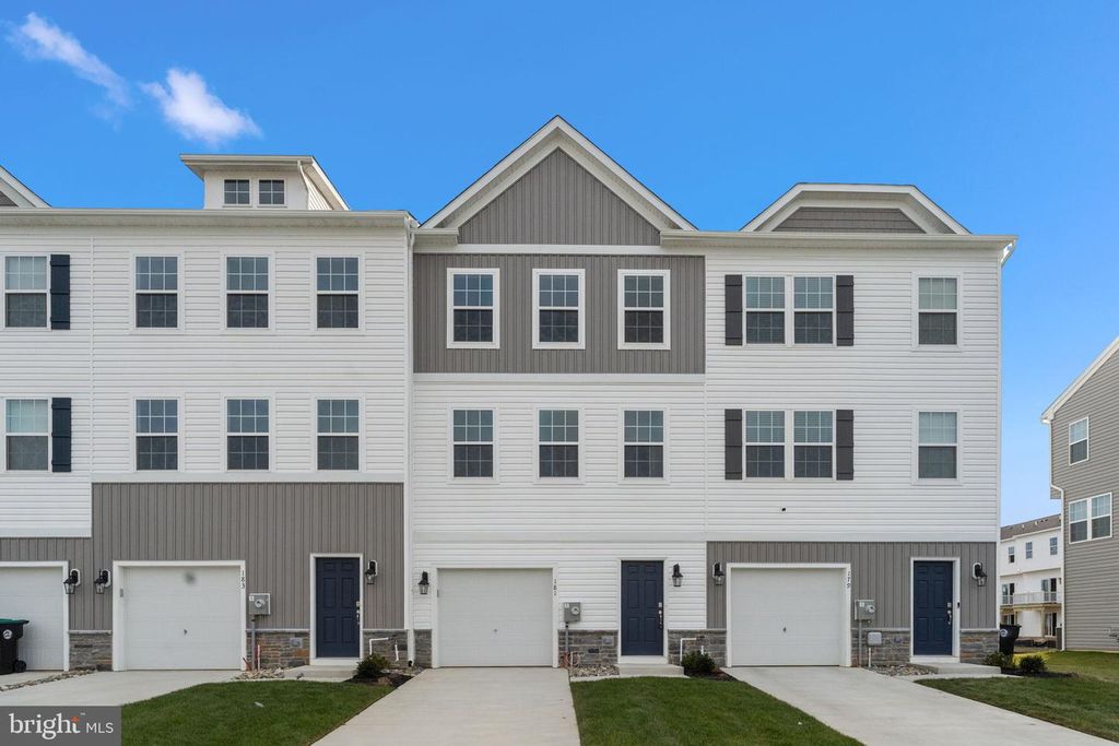 181 SANDY RIDGE RD, Sicklerville, NJ 08081