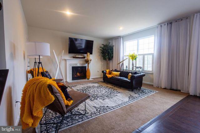 16028 EAGLE ROOST CT, Woodbridge, VA 22191