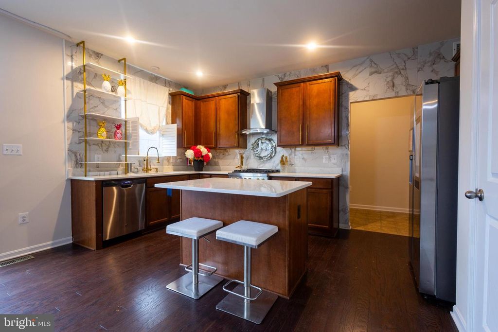 16028 EAGLE ROOST CT, Woodbridge, VA 22191