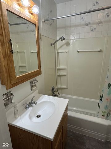 5145 E Walnut Street, Indianapolis, IN 46219