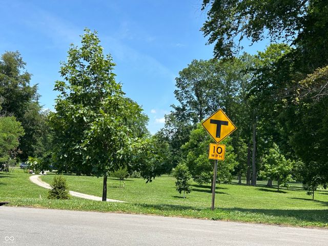 5145 E Walnut Street, Indianapolis, IN 46219