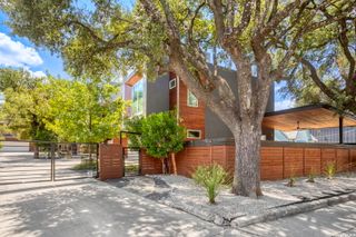 326 Clay St Unit 102, San Antonio, TX 78204