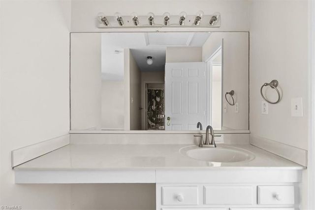 116 Cedar Lake Trail, Winston-salem, NC 27104