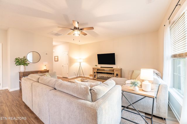 7849 Beeler Farms Lane, Knoxville, TN 37918