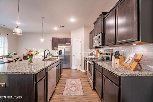 7849 Beeler Farms Lane, Knoxville, TN 37918