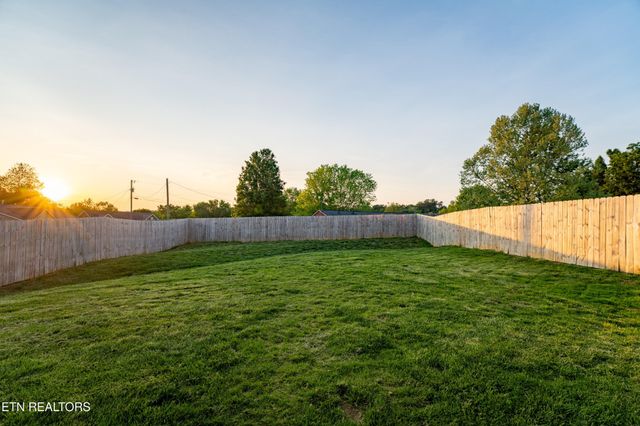 7849 Beeler Farms Lane, Knoxville, TN 37918