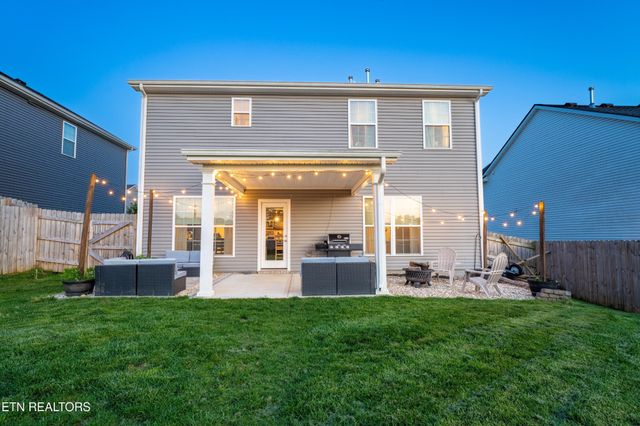 7849 Beeler Farms Lane, Knoxville, TN 37918