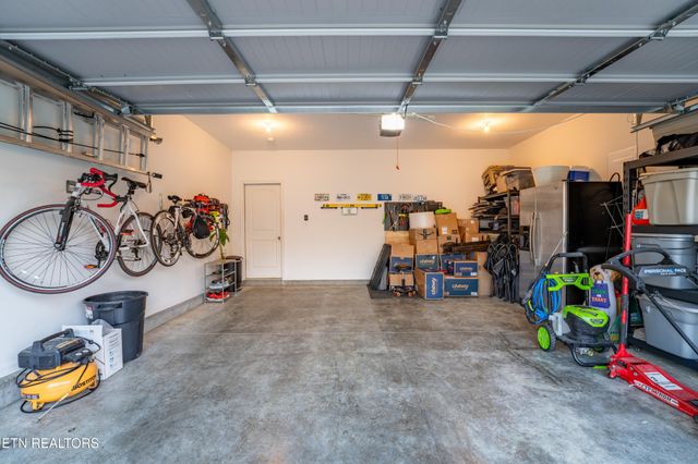 7849 Beeler Farms Lane, Knoxville, TN 37918