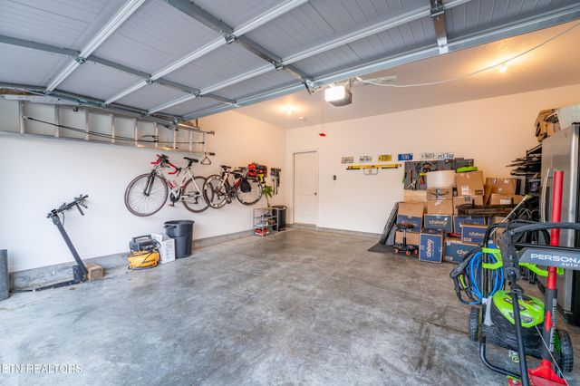 7849 Beeler Farms Lane, Knoxville, TN 37918