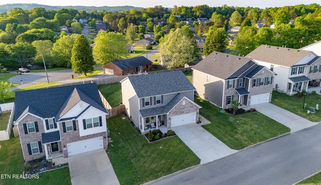 7849 Beeler Farms Lane, Knoxville, TN 37918