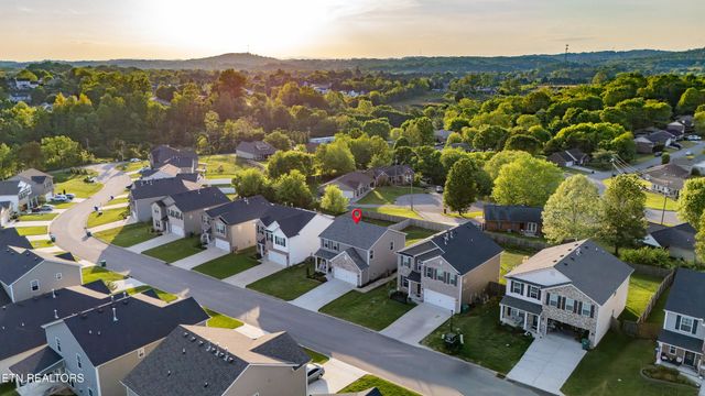 7849 Beeler Farms Lane, Knoxville, TN 37918