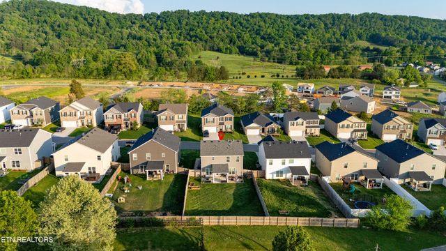 7849 Beeler Farms Lane, Knoxville, TN 37918