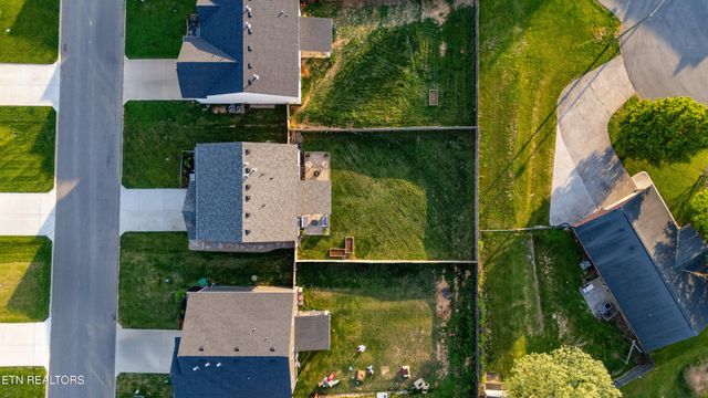 7849 Beeler Farms Lane, Knoxville, TN 37918