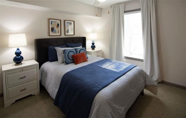 3900 Paces Walk 2623E, Atlanta, GA 30339