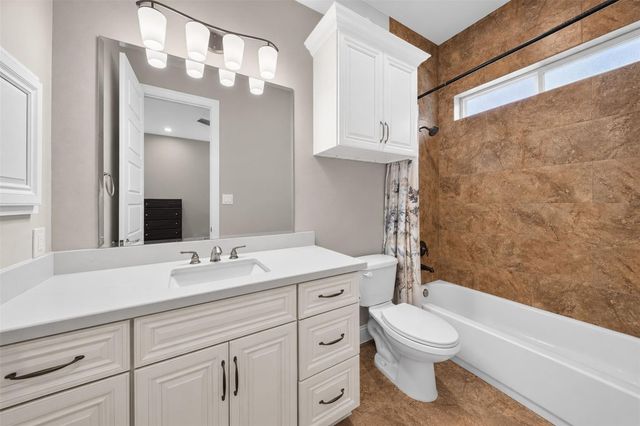 40192 Spyglass Hill Drive, Cleveland, TX 77327