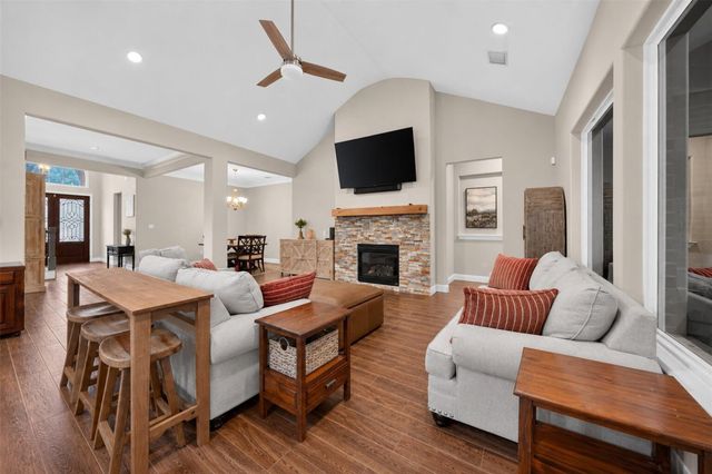 40192 Spyglass Hill Drive, Cleveland, TX 77327
