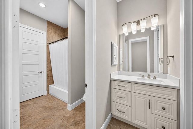 40192 Spyglass Hill Drive, Cleveland, TX 77327