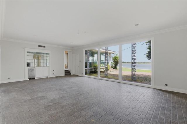 4700 Ponderosa Street, Lake Charles, LA 70605