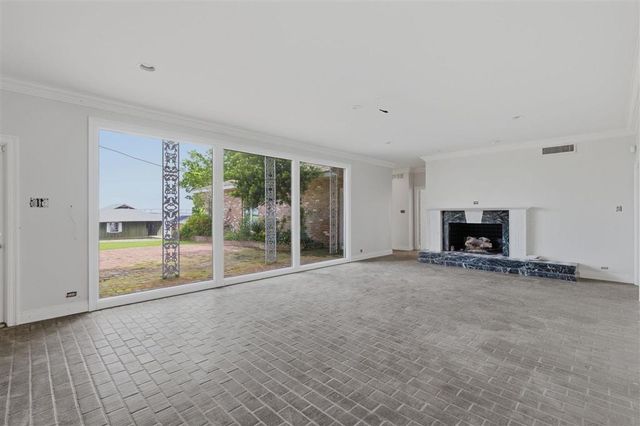 4700 Ponderosa Street, Lake Charles, LA 70605