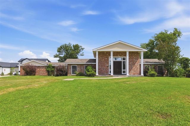 4700 Ponderosa Street, Lake Charles, LA 70605