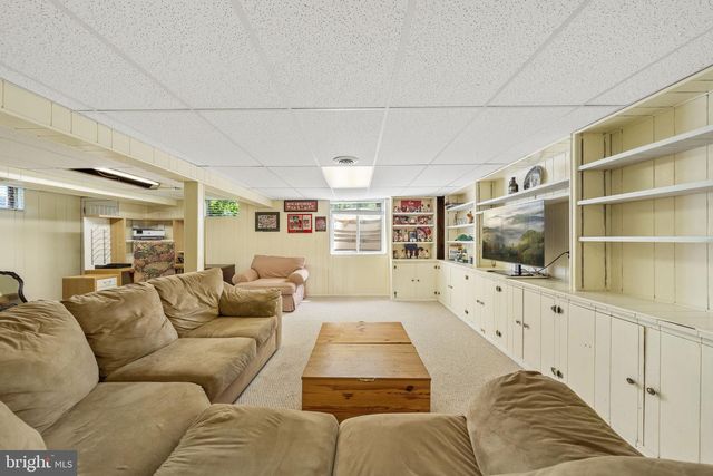 4801 PENNINGTON CT, Wilmington, DE 19808