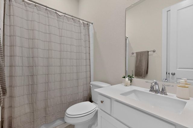 4010 Flowstone LN, Round Rock, TX 78681