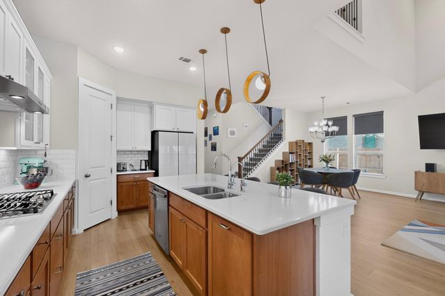 4010 Flowstone LN, Round Rock, TX 78681