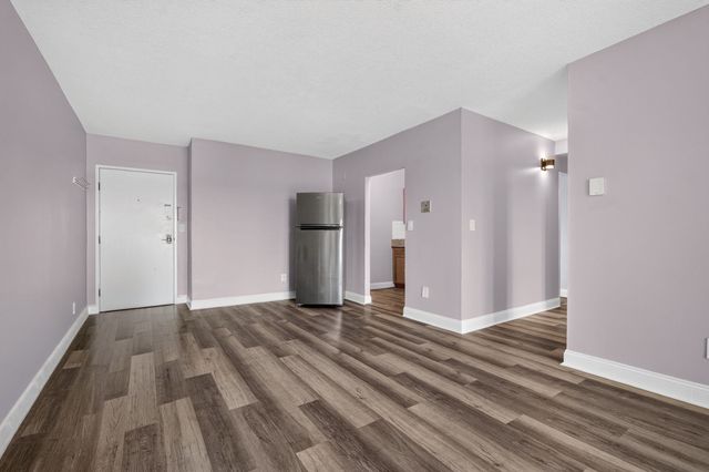 2353 Mass Ave 51, Cambridge, MA 02140