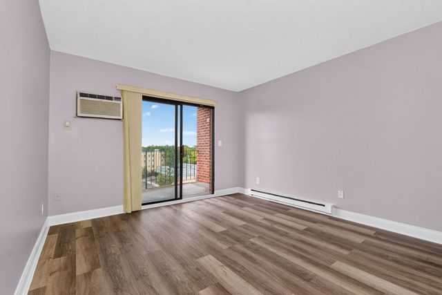 2353 Mass Ave 51, Cambridge, MA 02140