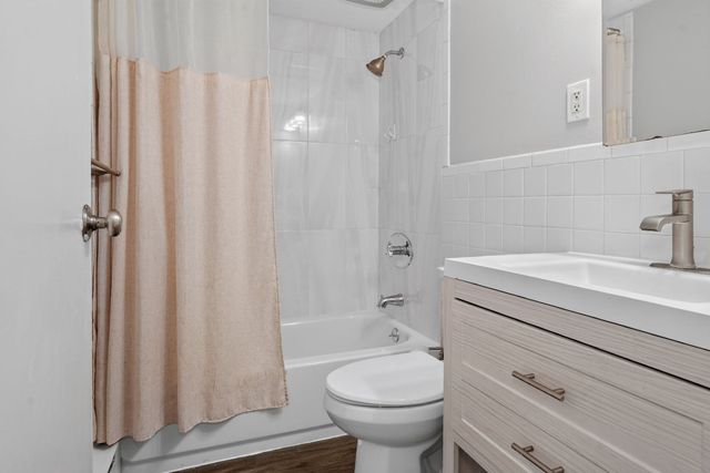 2353 Mass Ave 51, Cambridge, MA 02140