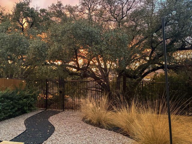 1006 Summer GLN, Georgetown, TX 78628