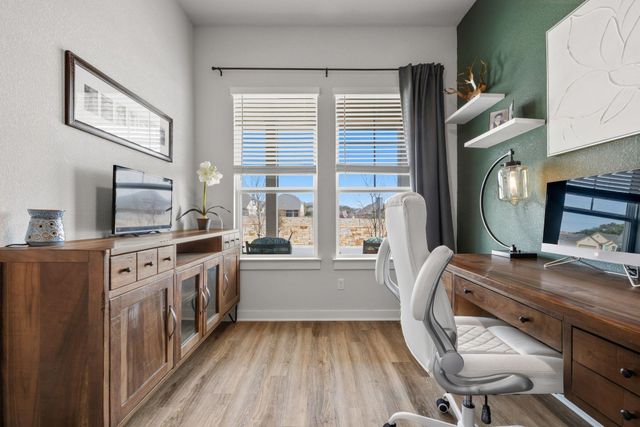 1006 Summer GLN, Georgetown, TX 78628