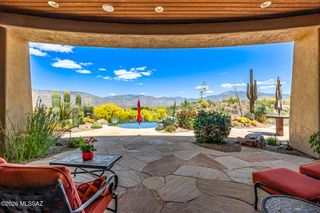 8301 S Triangle R Ranch Place, Vail, AZ 85641