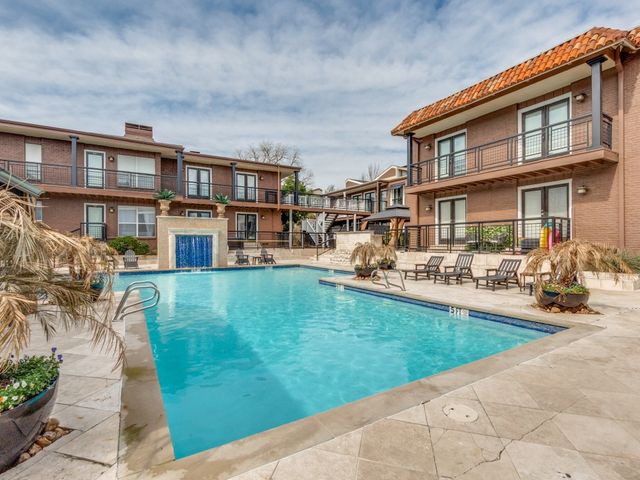 5936 Sandhurst Lane 112, Dallas, TX 75206