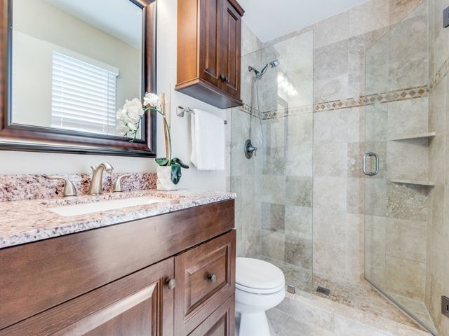 5936 Sandhurst Lane 112, Dallas, TX 75206