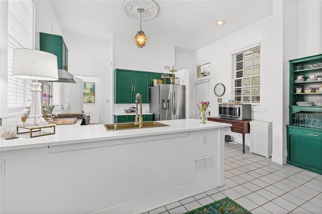 1410 Government Street, Mobile, AL 36604