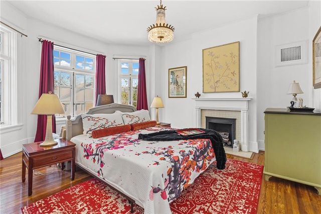 1410 Government Street, Mobile, AL 36604