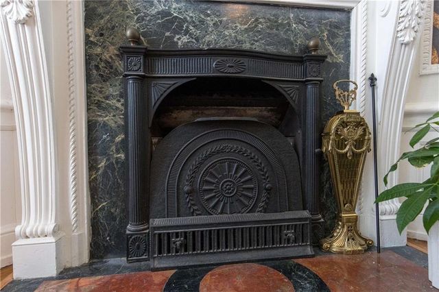 1410 Government Street, Mobile, AL 36604