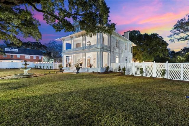 1410 Government Street, Mobile, AL 36604