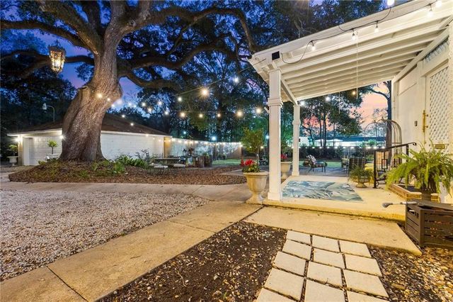 1410 Government Street, Mobile, AL 36604