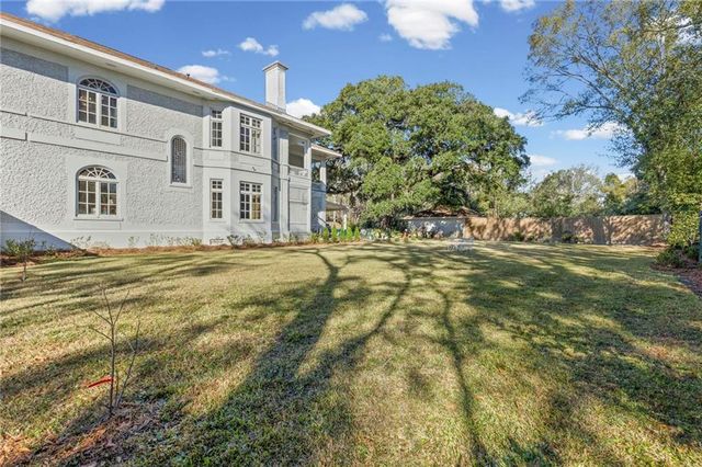 1410 Government Street, Mobile, AL 36604