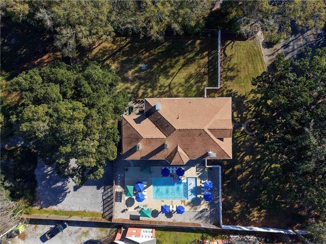 1410 Government Street, Mobile, AL 36604