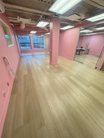 13510 35th Avenue 2A, Flushing, NY 11354