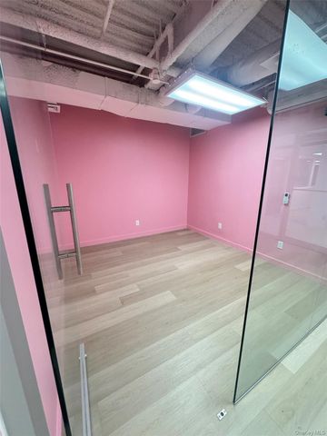 13510 35th Avenue 2A, Flushing, NY 11354