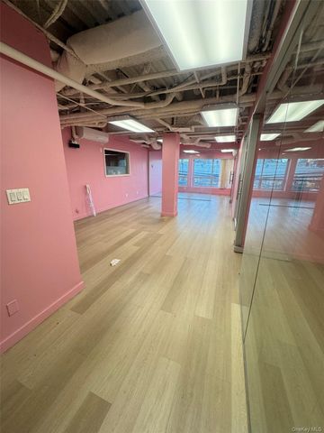 13510 35th Avenue 2A, Flushing, NY 11354