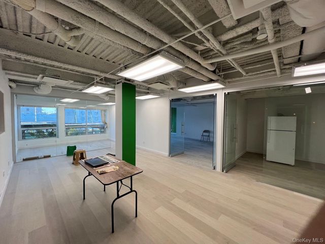 13510 35th Avenue 2A, Flushing, NY 11354