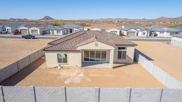 13637 W HACKAMORE Drive, Peoria, AZ 85383