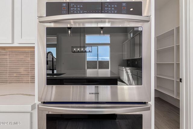 13637 W HACKAMORE Drive, Peoria, AZ 85383