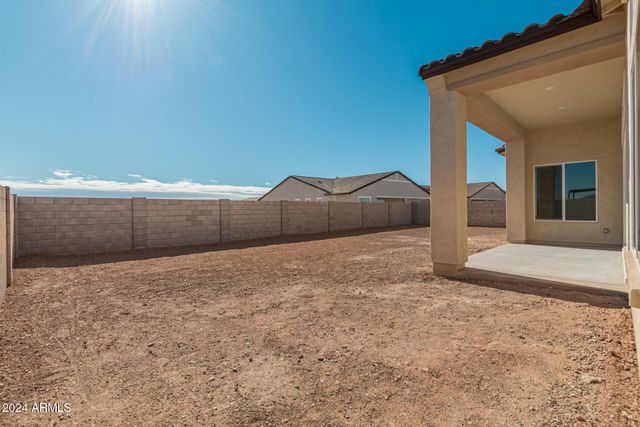 13637 W HACKAMORE Drive, Peoria, AZ 85383